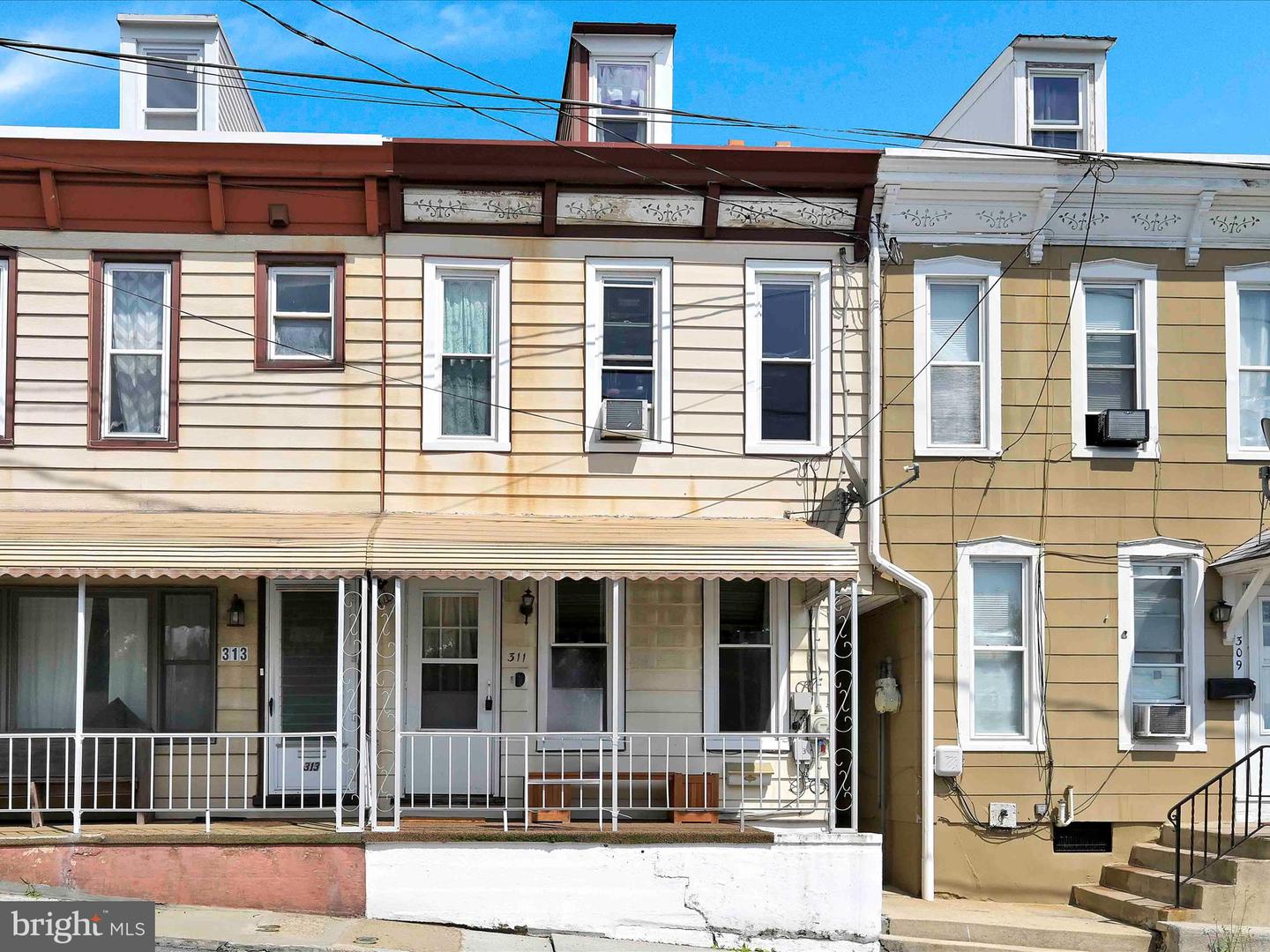 311 Northmont Avenue, Hamburg