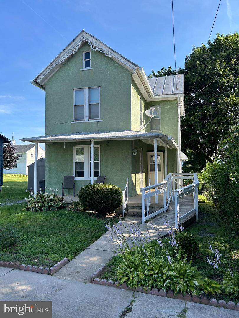 467 Godfrey Street, Bethel