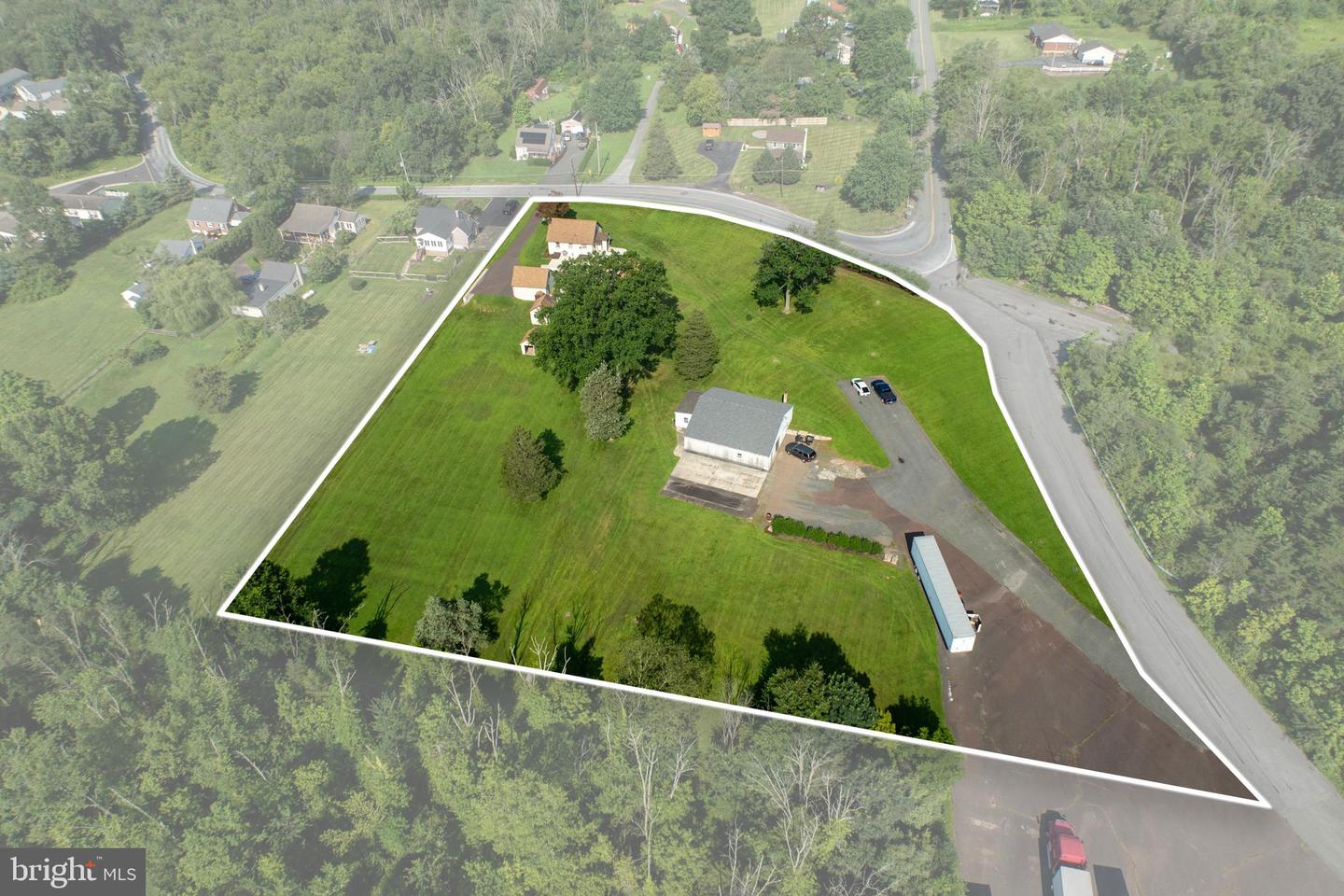 131 Squirrel Hollow Road, Douglassville