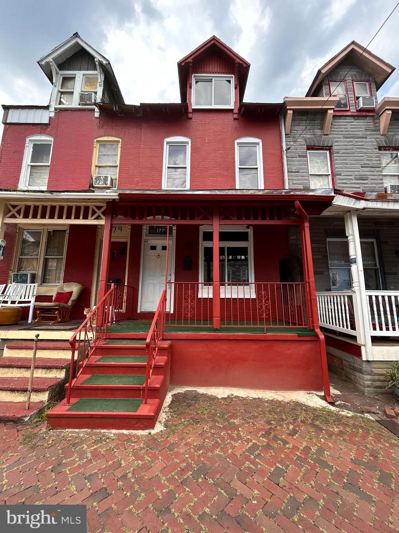 177 W Green Street, Reading
