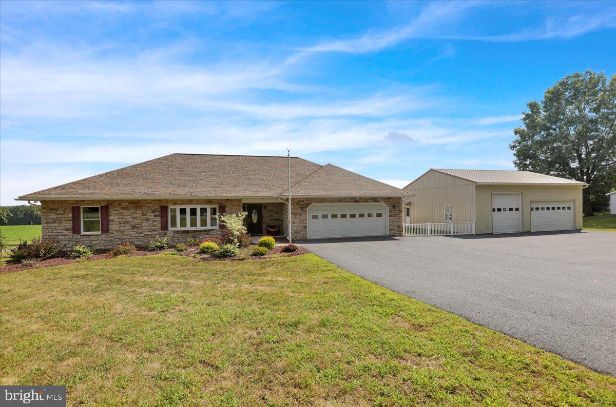 599 Stone Hill Road, Shoemakersville