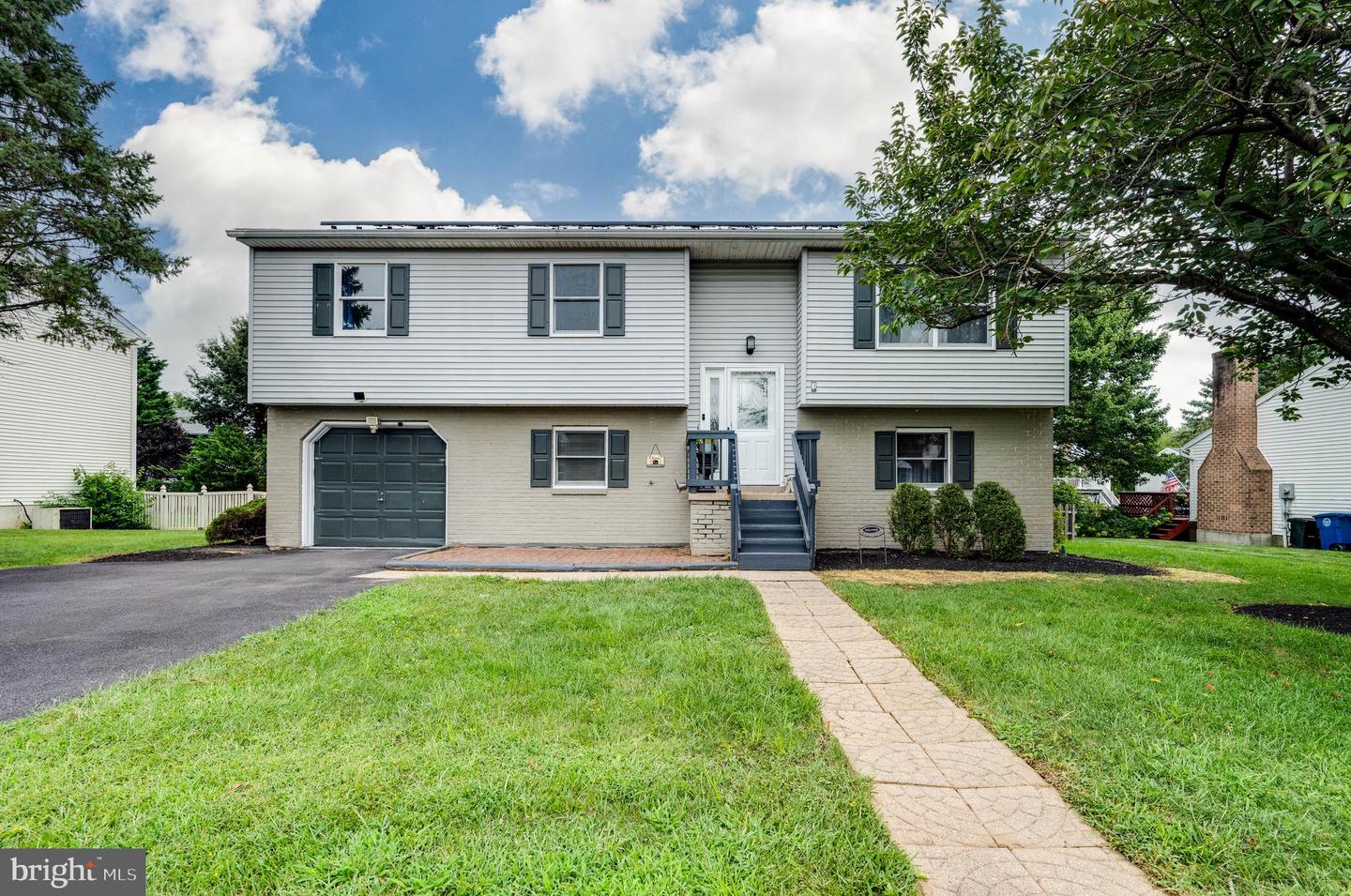520 Oak Street, Leesport