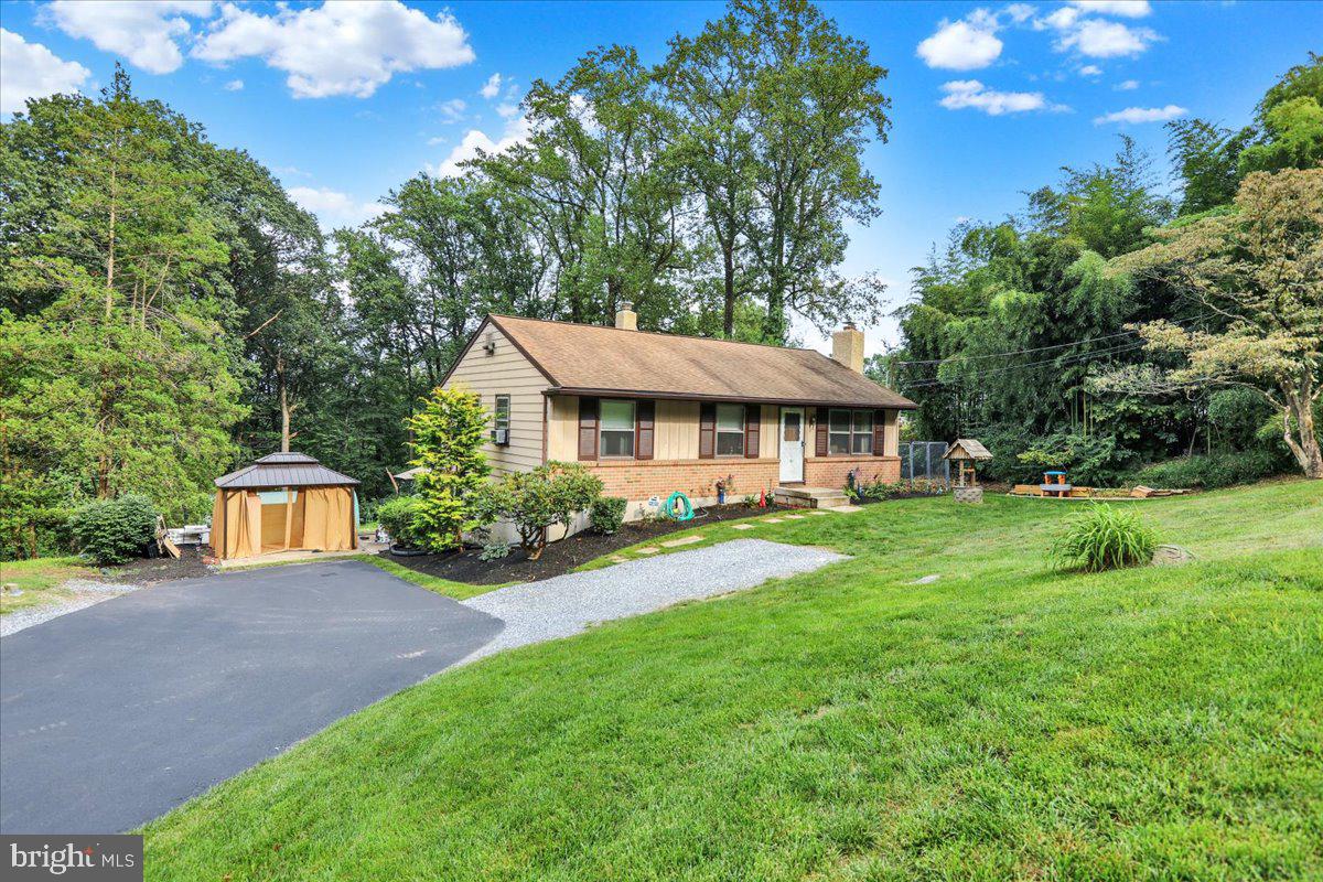 83 Preston Road, Wernersville