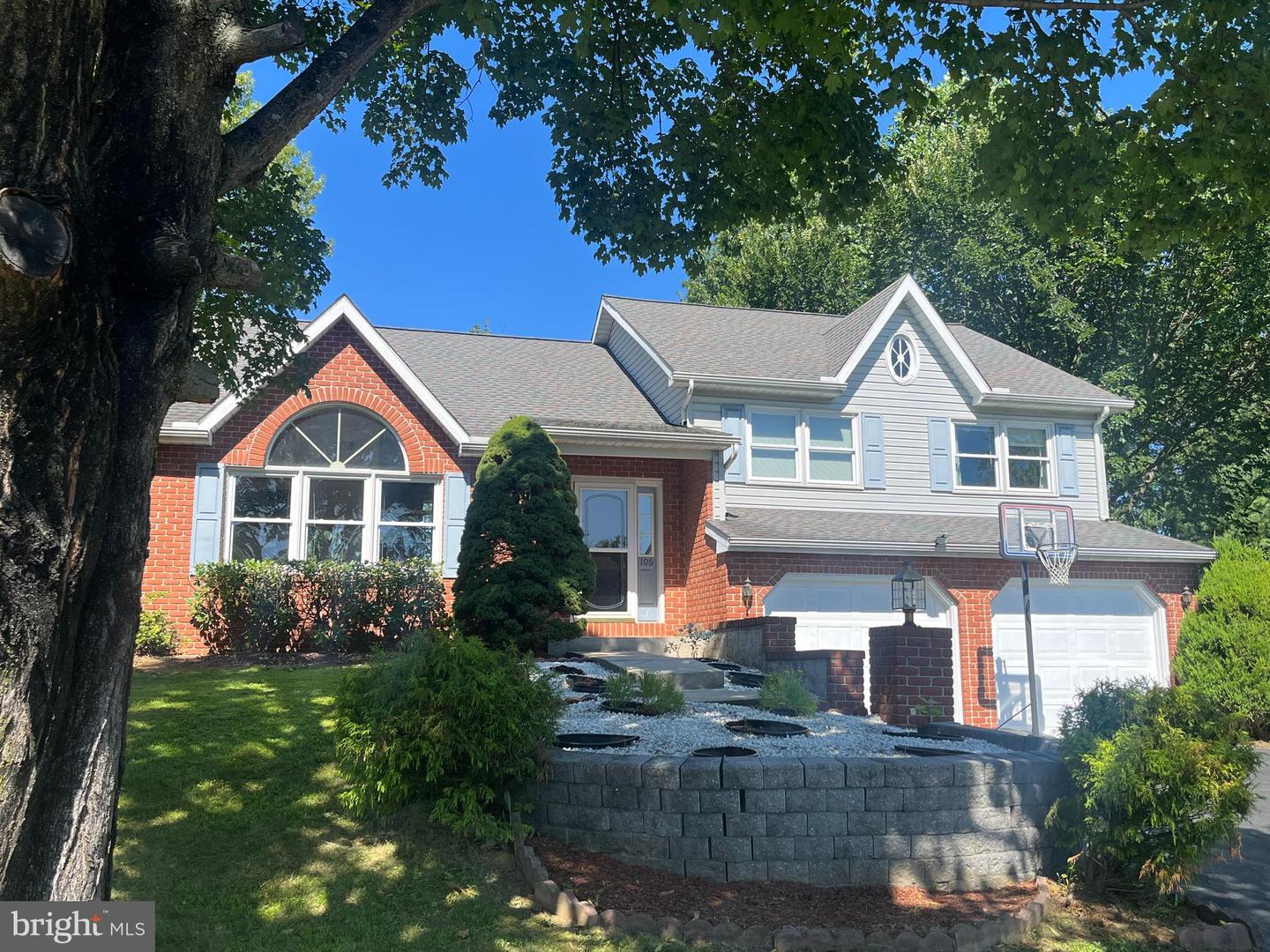 106 Delta Court, Wernersville