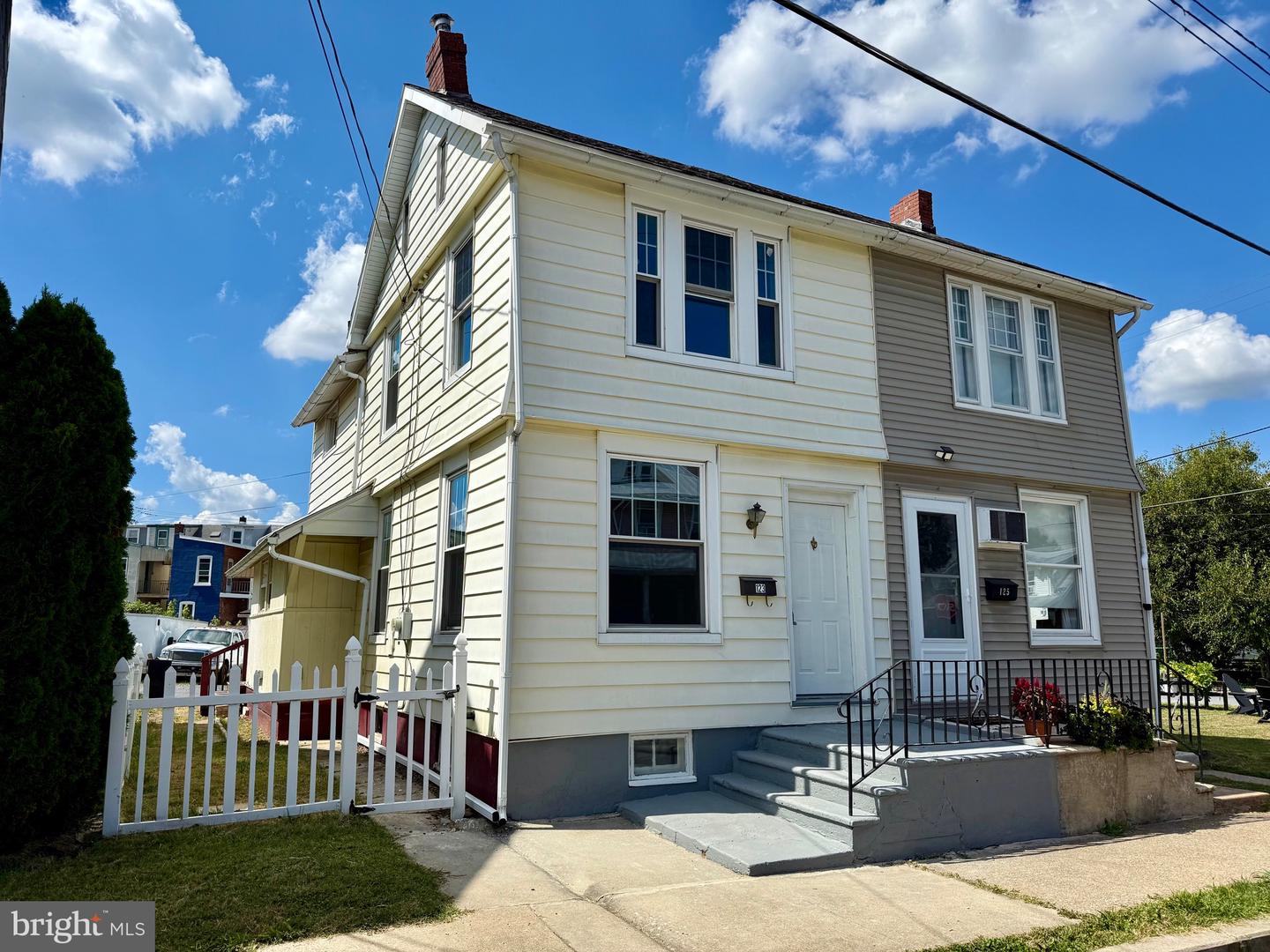 123 N Walnut Street, Fleetwood