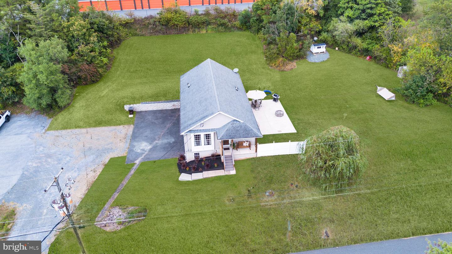 825 Philadelphia Terrace, Birdsboro