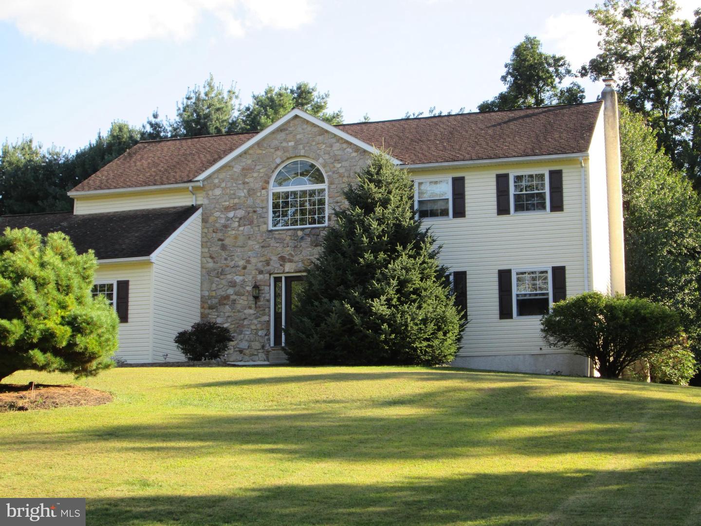 12 Lehland Drive, Boyertown