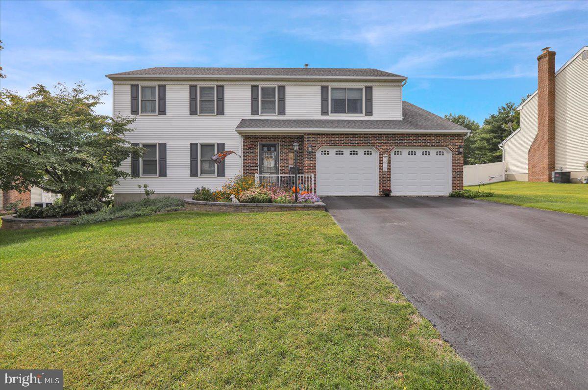 1054 Boeshore Circle, Reading