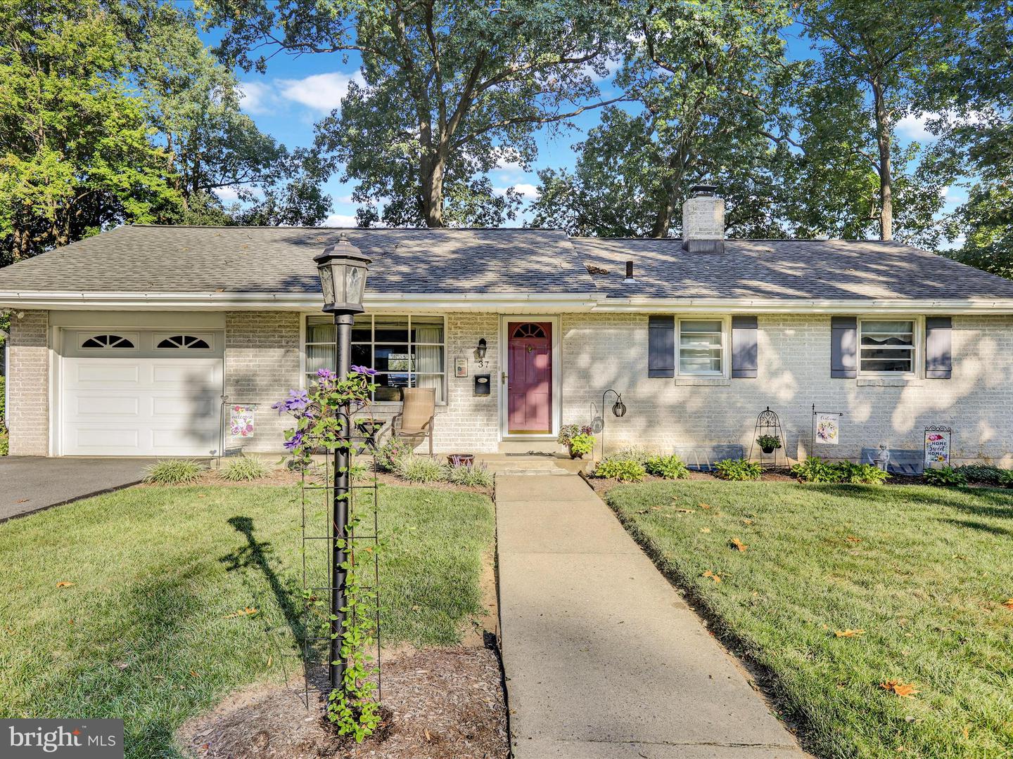 37 Cedarwood Road, Reading