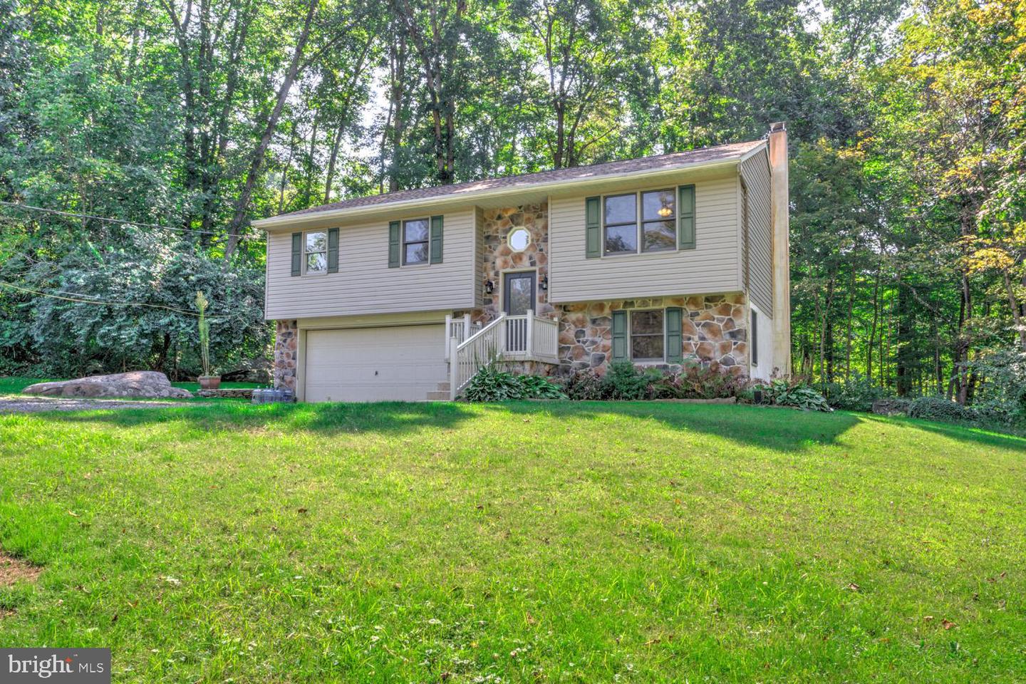 265 Witmer Road, Mohnton