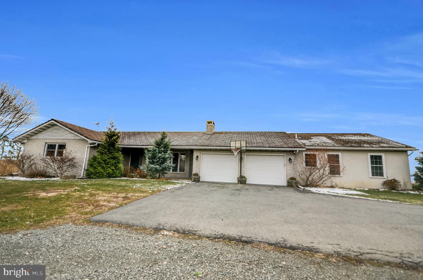 221 Hartman Road, Reading