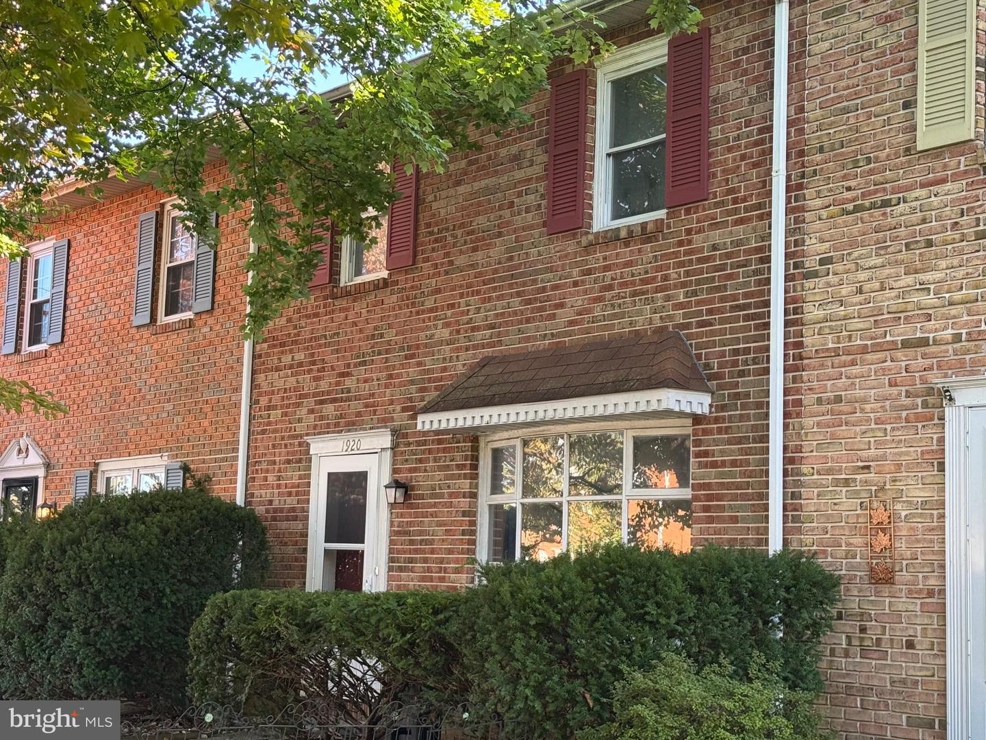 1920 Andre Court, Reading