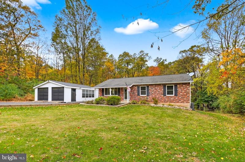 1844 Chestnut Hill Road, Mohnton