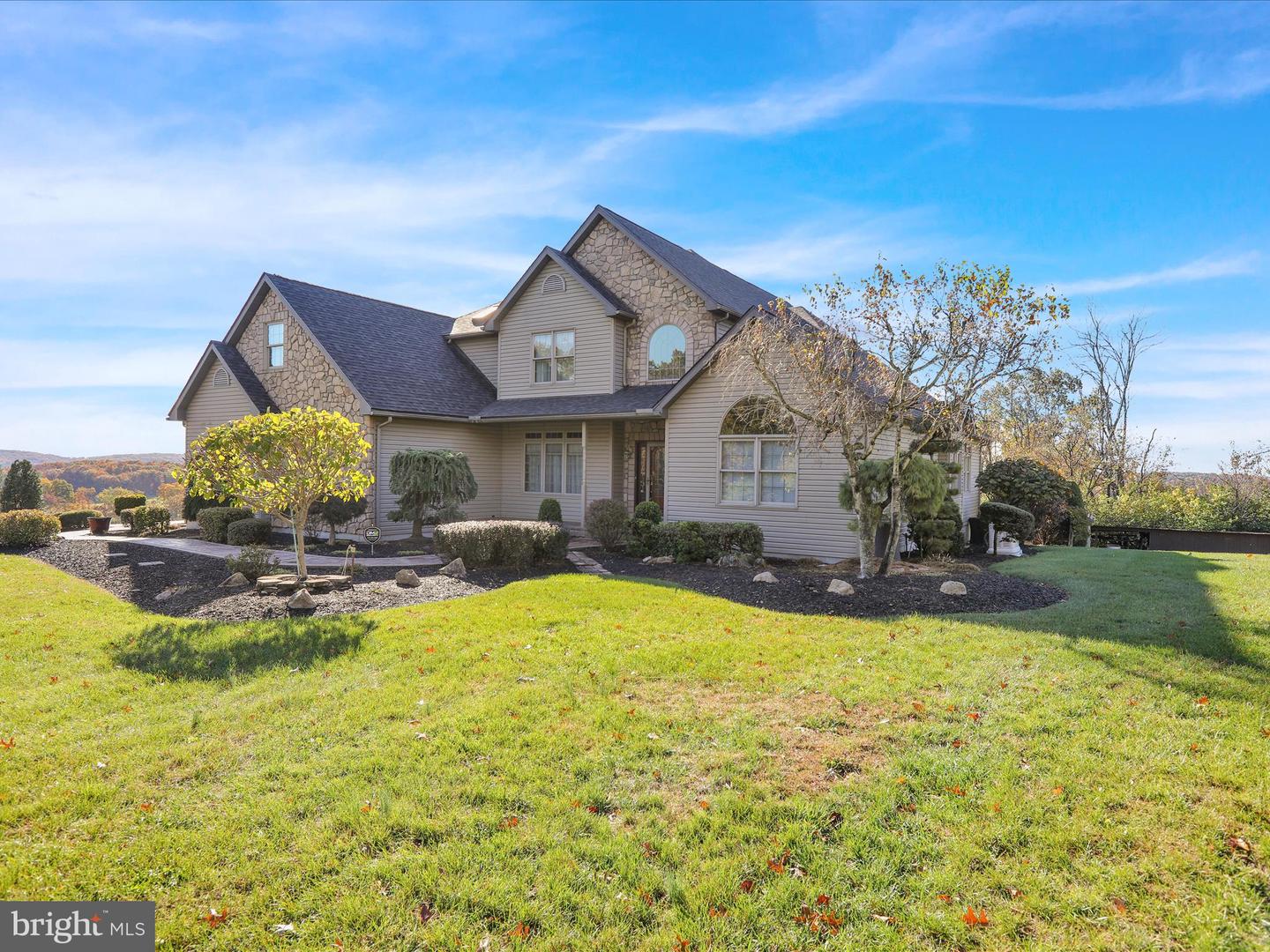 38 Grandview Road, Hamburg