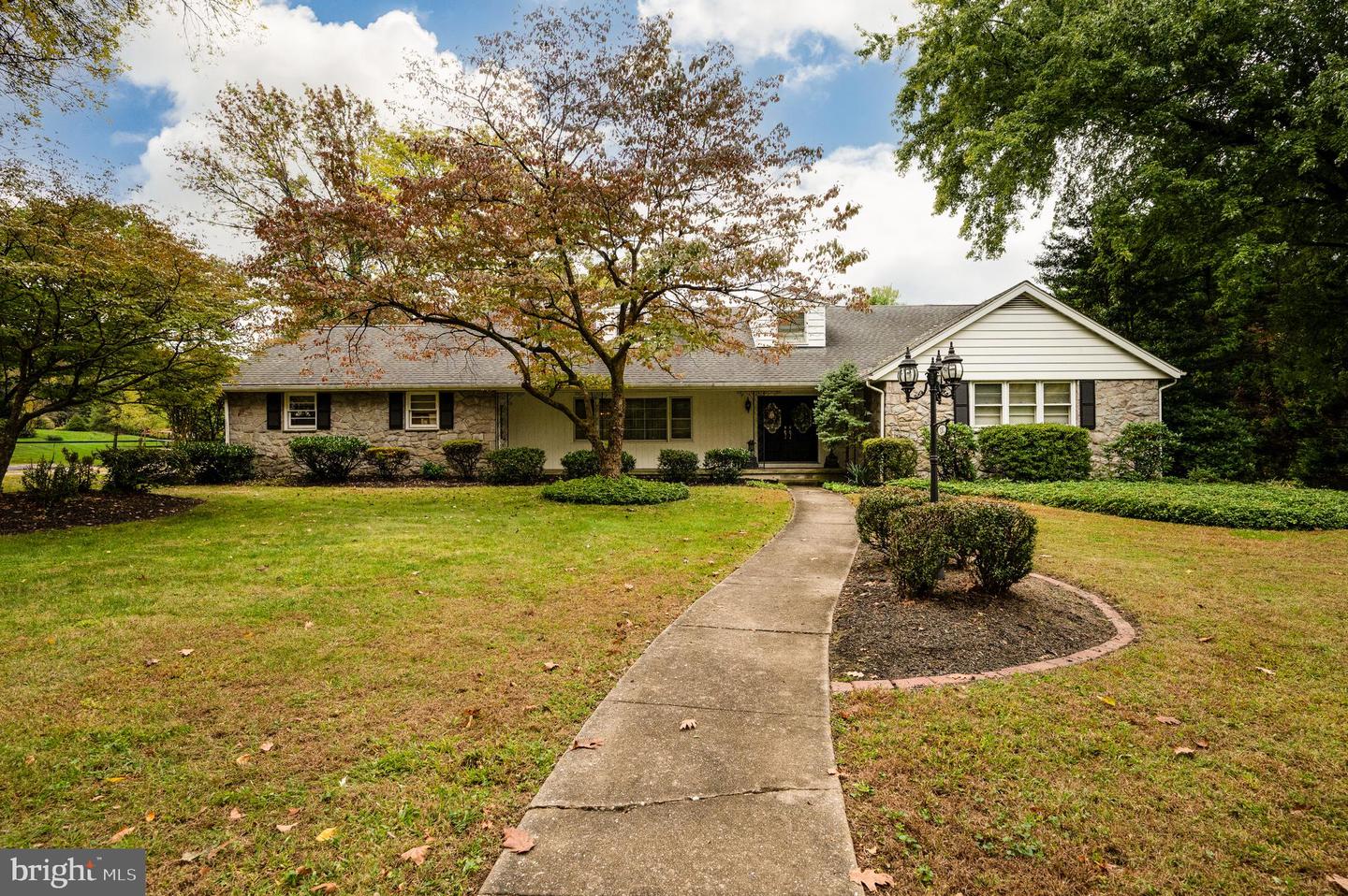 1202 Old Mill, Wyomissing