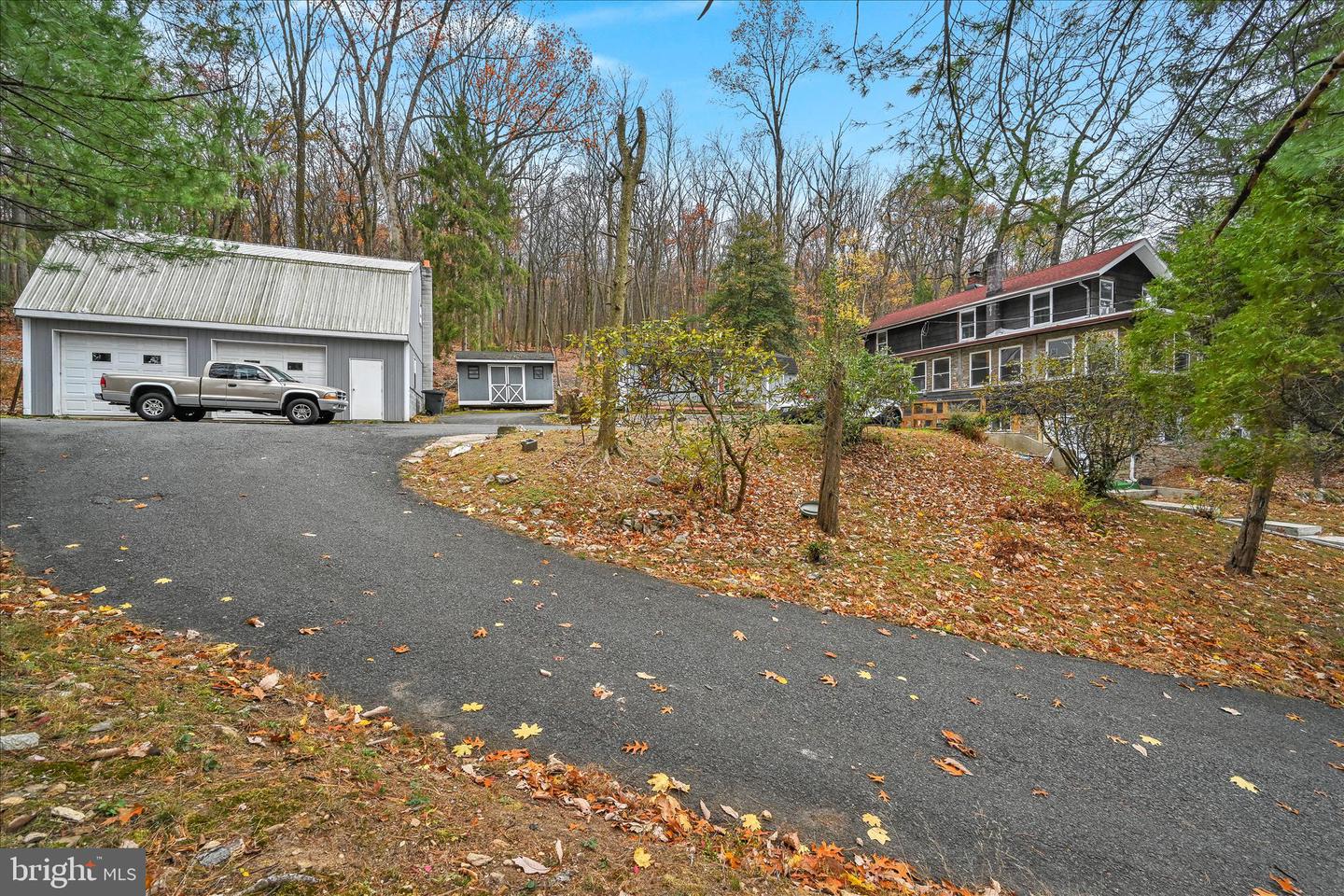 2460 Grandview Avenue, Reading