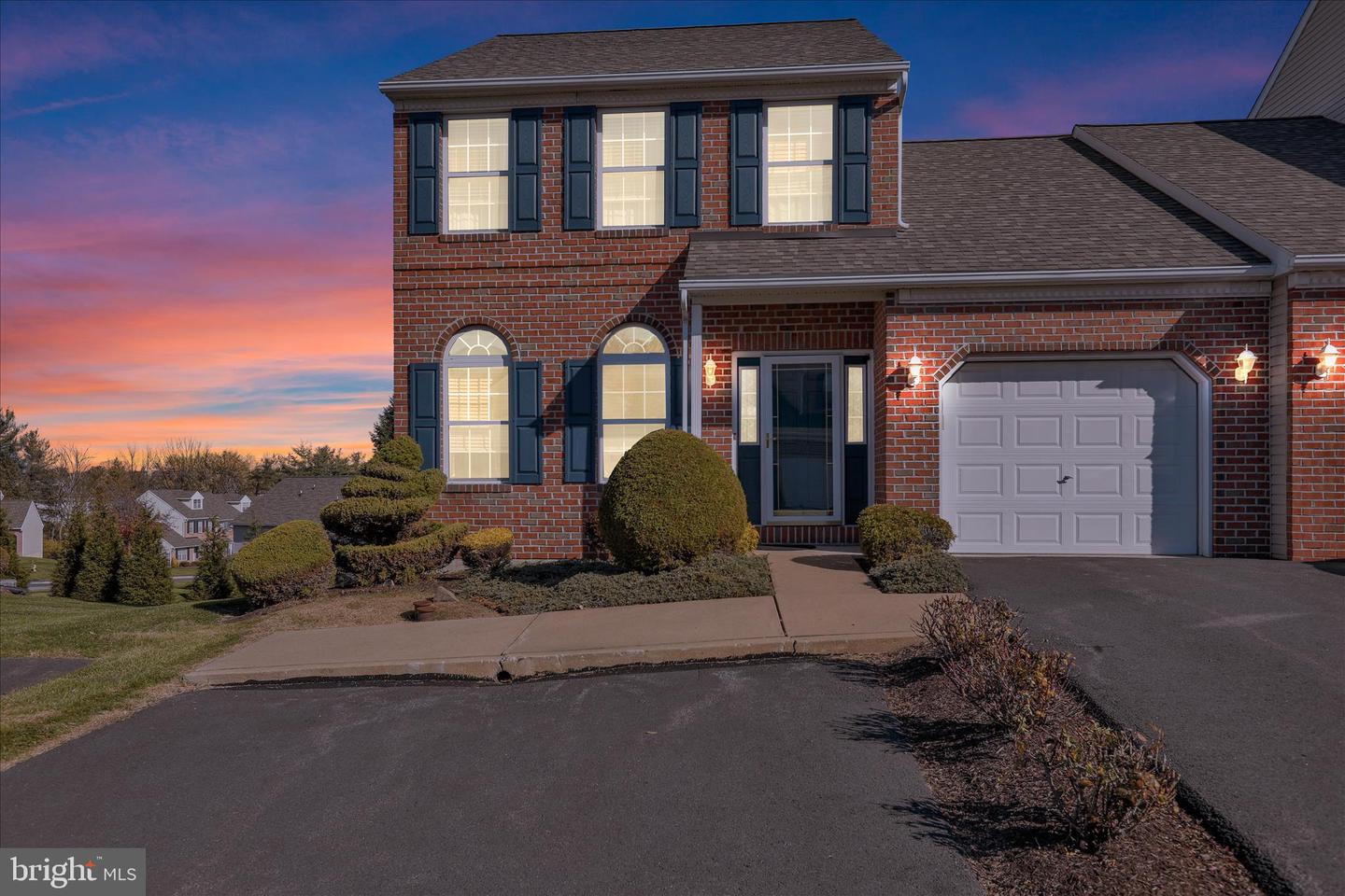 8 Bancroft Terrace, Reading