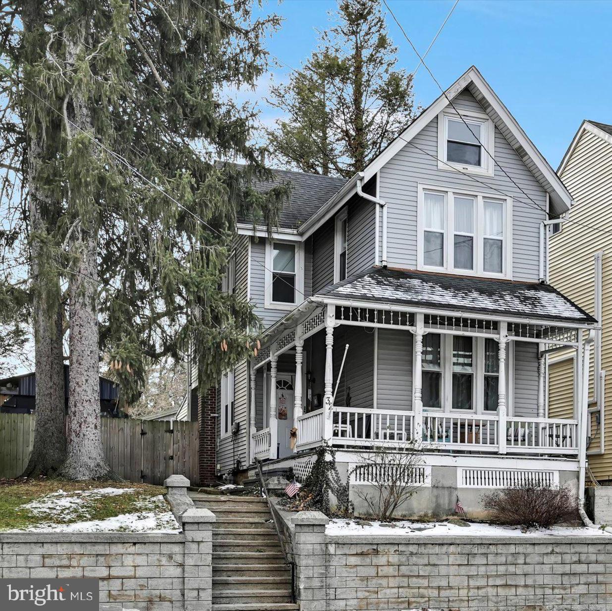 32 W Penn Avenue, Wernersville