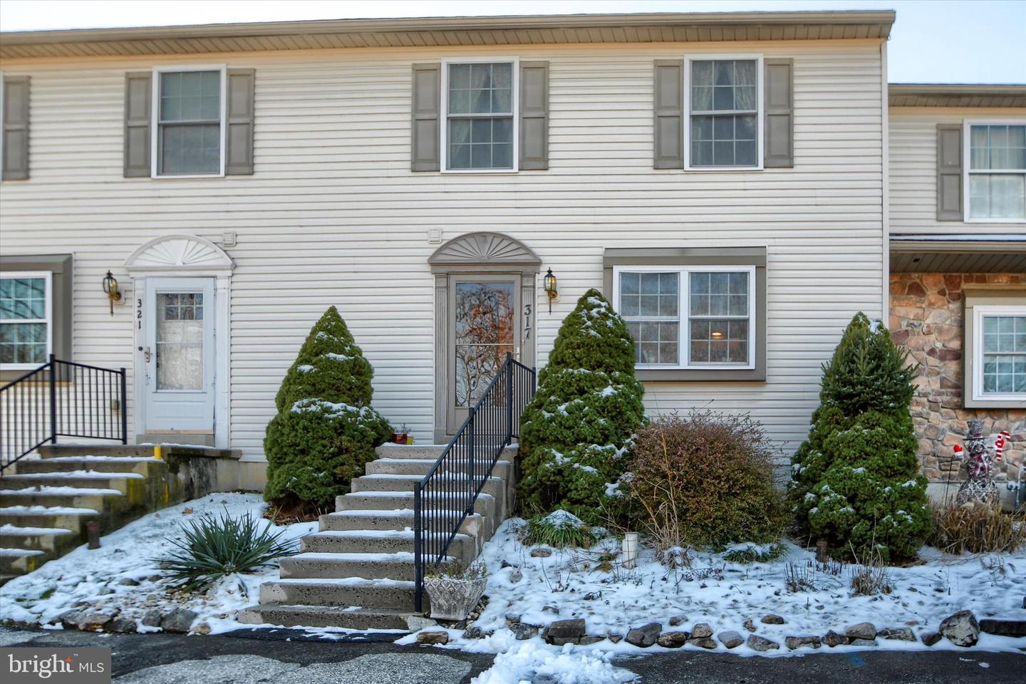 317 White Birch Lane, Blandon
