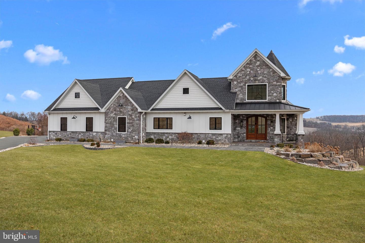 176 Fenstermaker Road, Kutztown