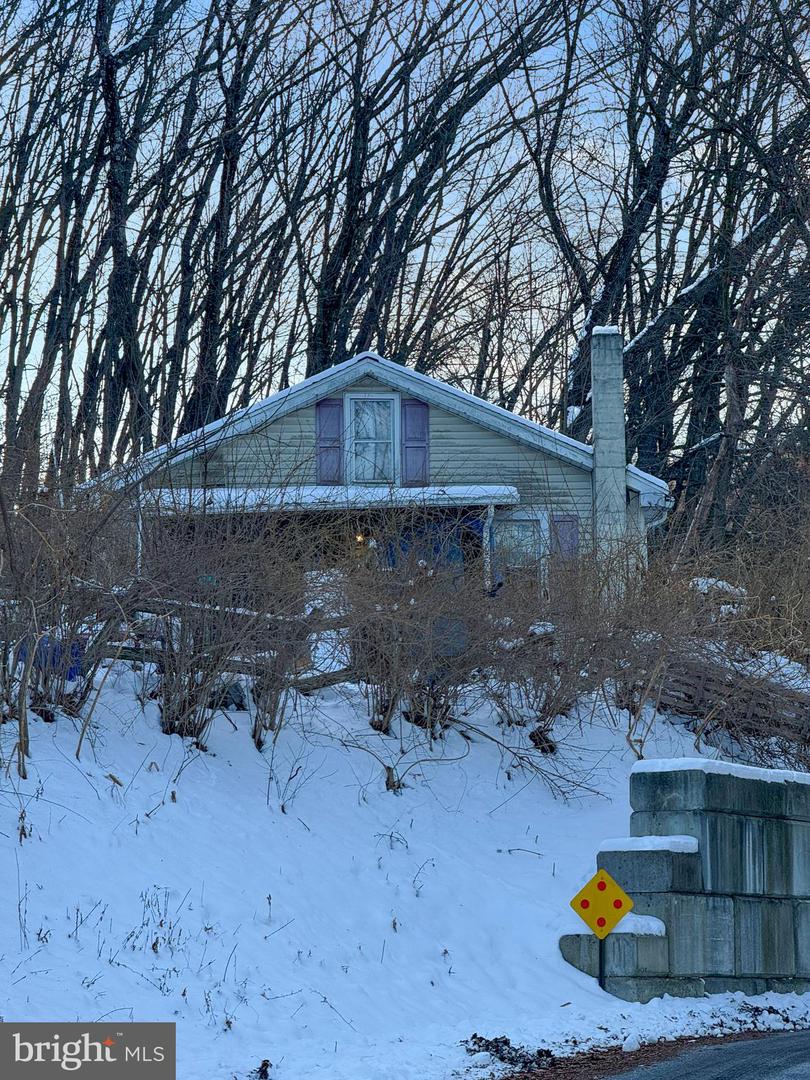 676 Barlet Road, Blandon