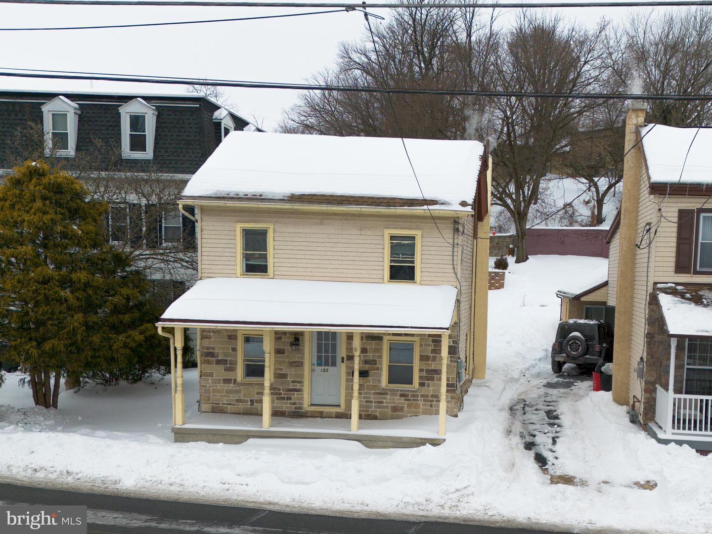 153 E Wyomissing Avenue, Mohnton