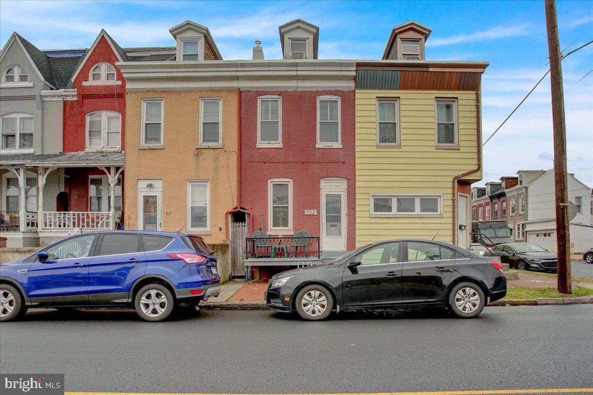 762 N 6th, Reading