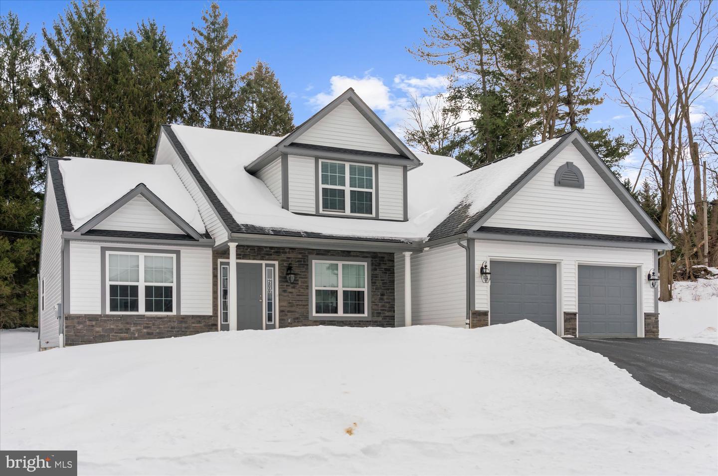 200 Sianna Circle, Wernersville