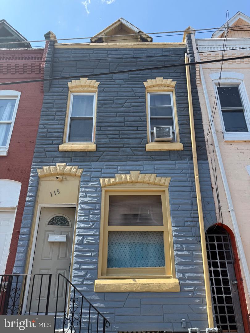 115 W Elm Street