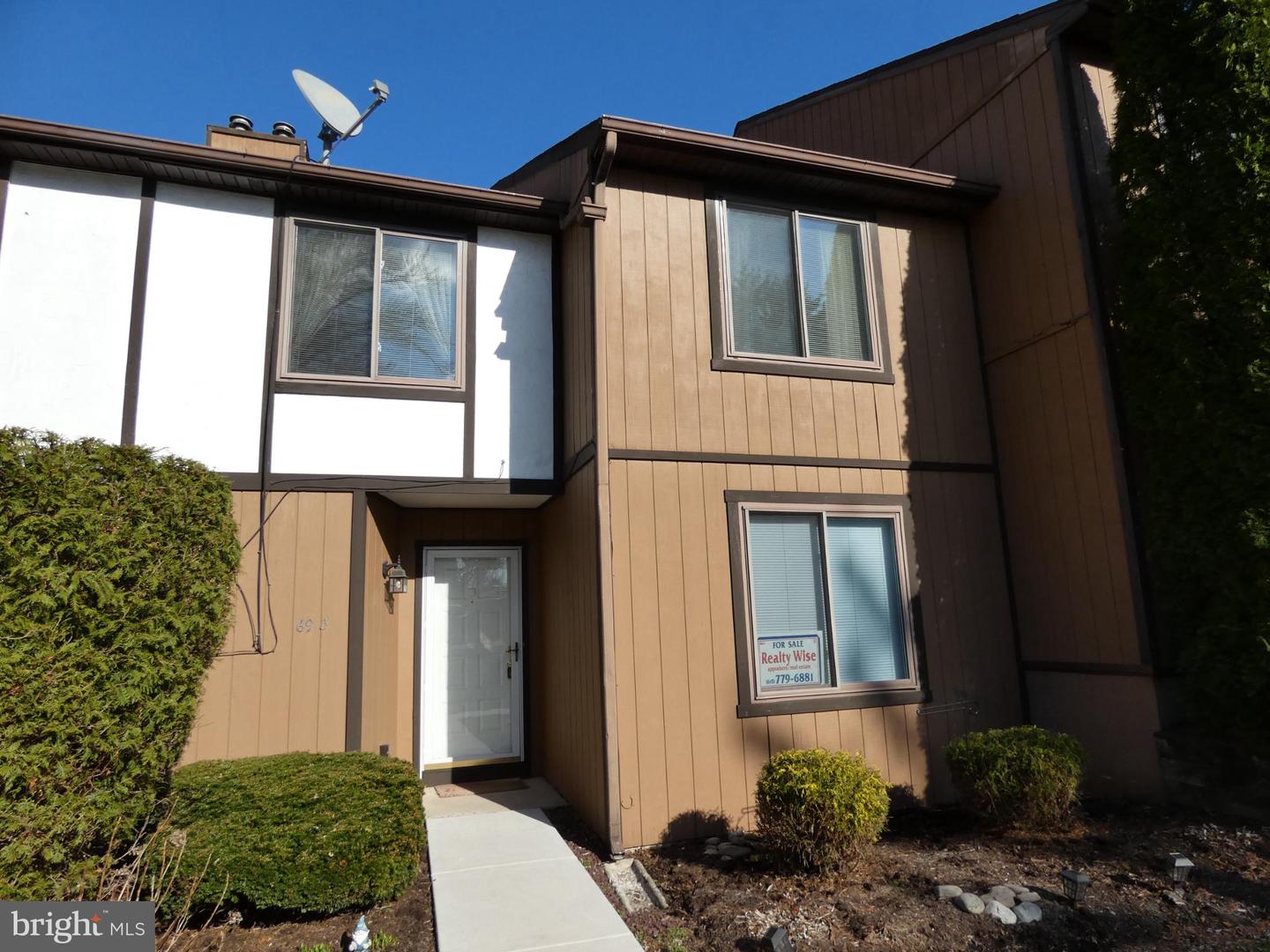 69-3 Azalea Way, Reading