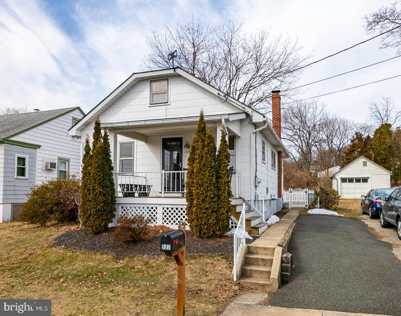 537 Cherry Street, Bally
