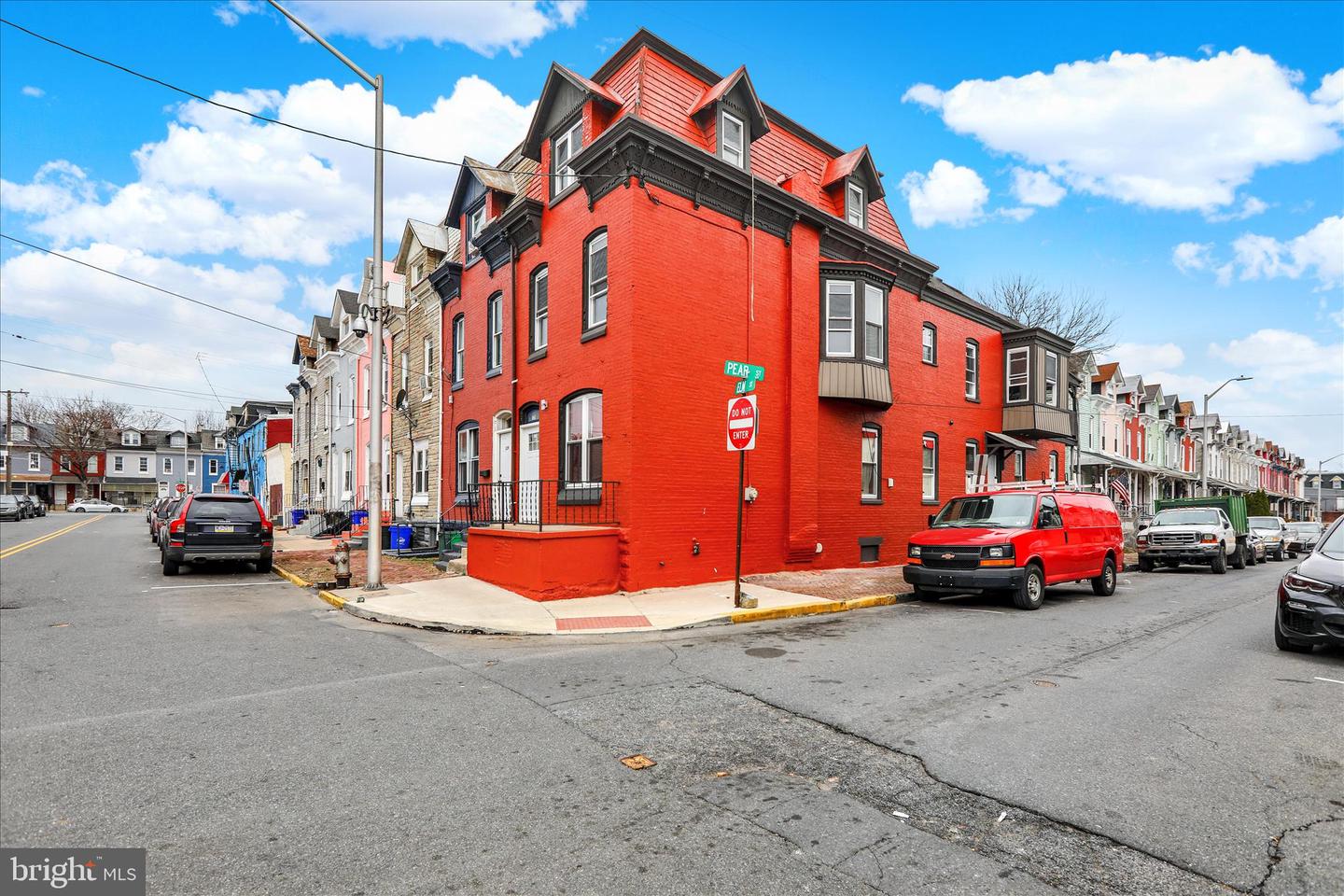 131 Elm Street, Reading