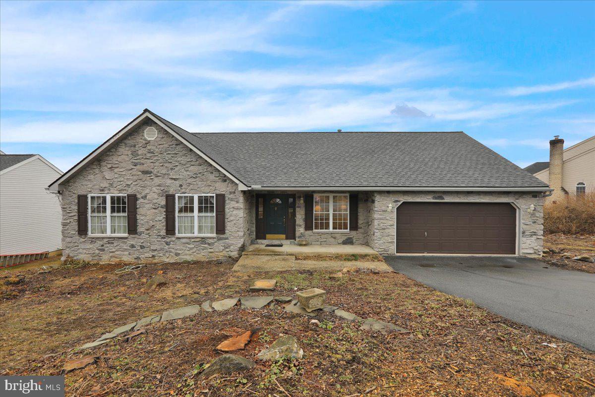 3305 Regency Drive, Reading