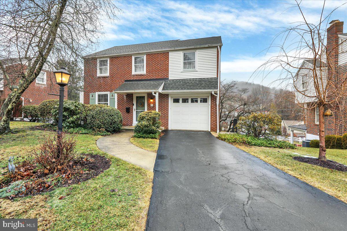 16 E 34th Street, Reading