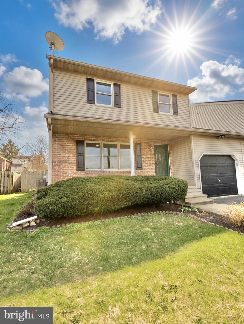 530 Wyatt Drive, Blandon