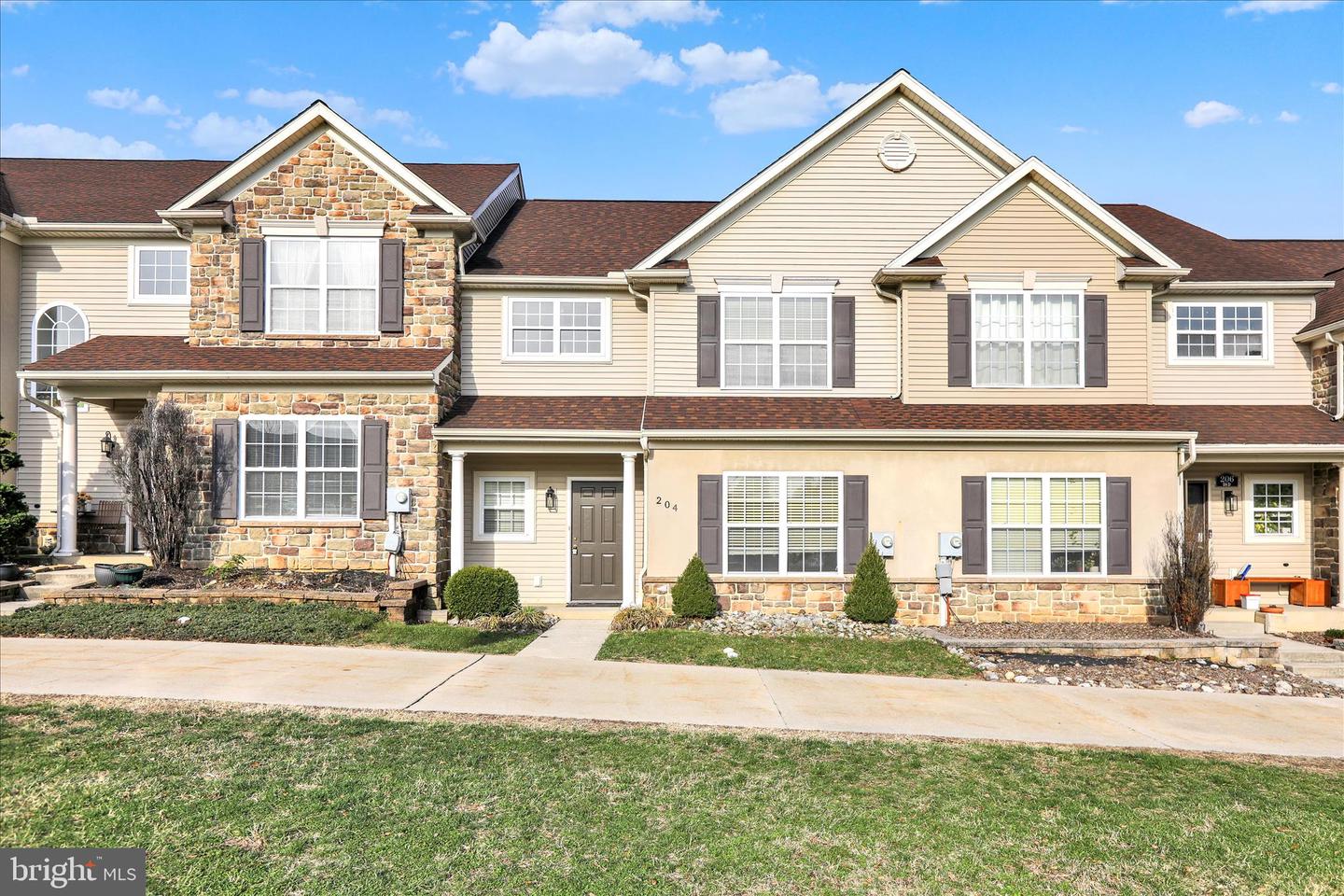 204 Silk Drive, West Reading