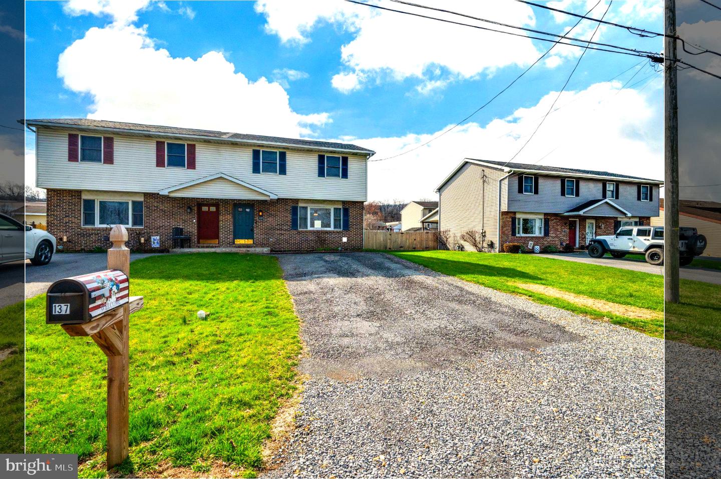 137 Blandon Avenue, Blandon