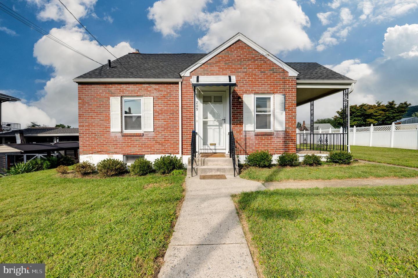 209 Carroll Street, Reading
