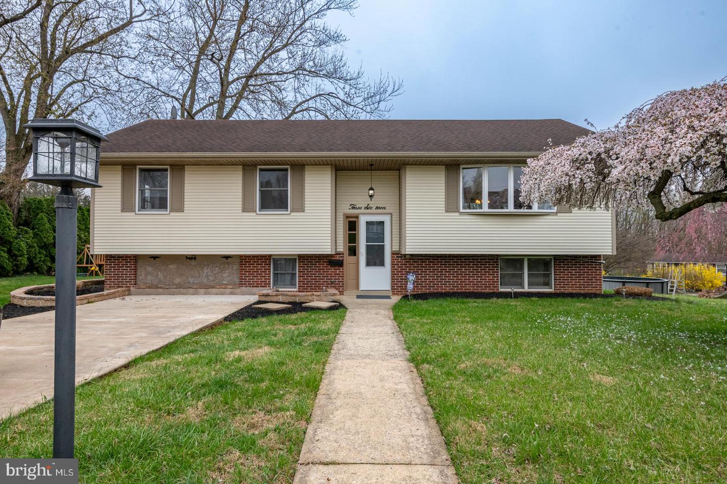 316 Morrison Road, Reading