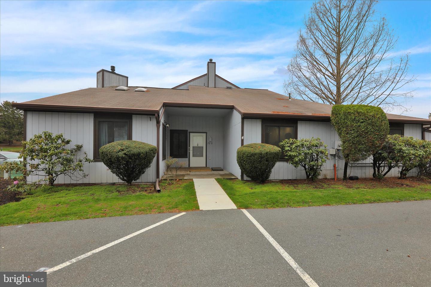 72 Azalea Way, Reading