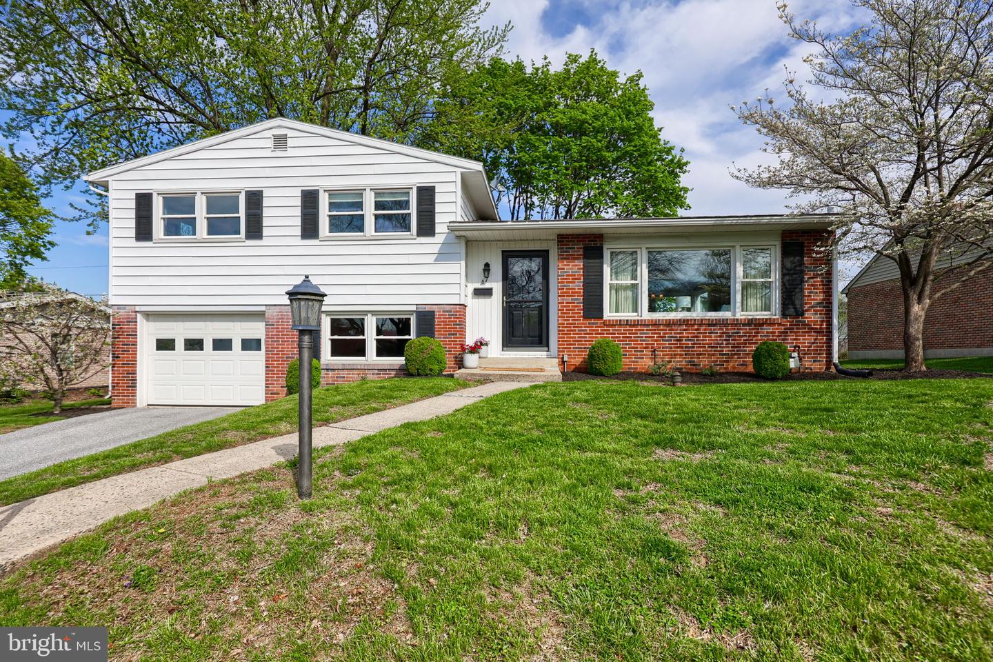 67 Oberlin Avenue, Reading