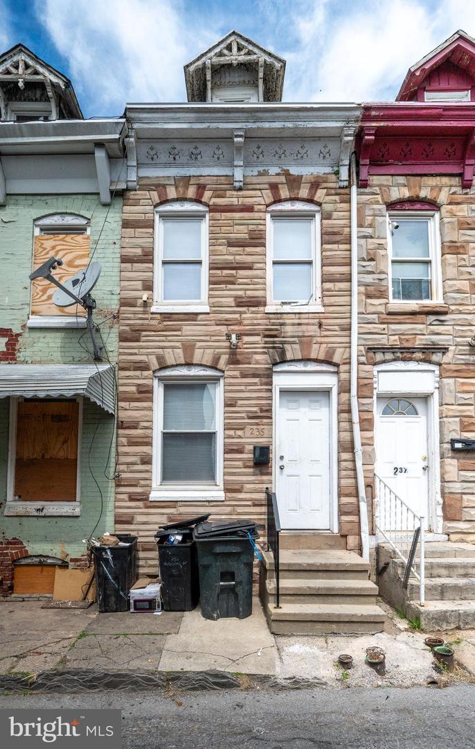 235 Hudson Street
