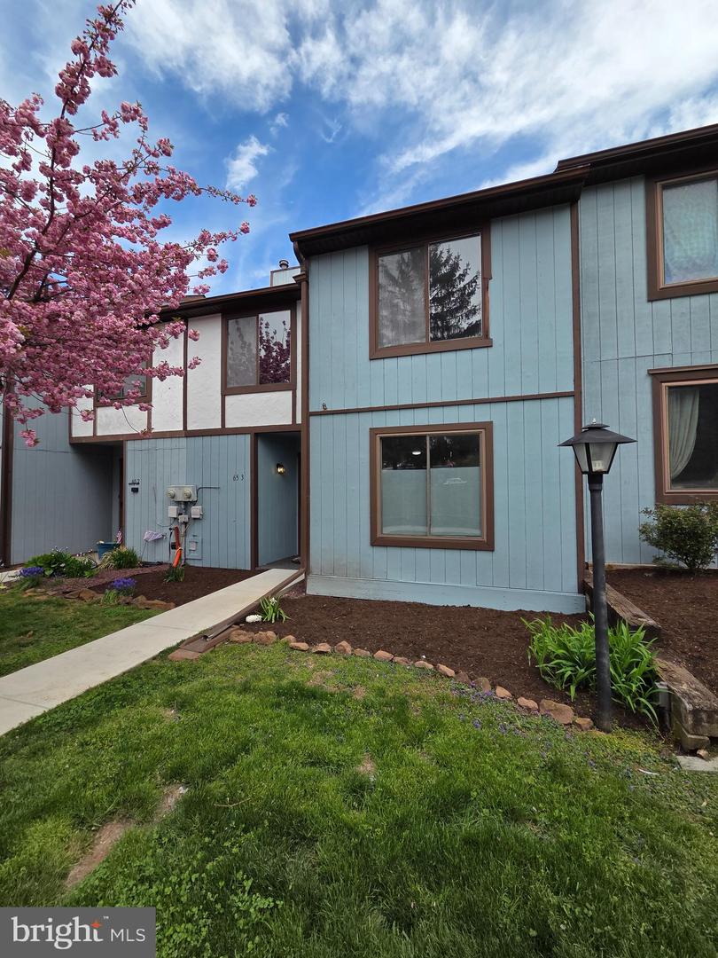 65 Azalea Way, Reading