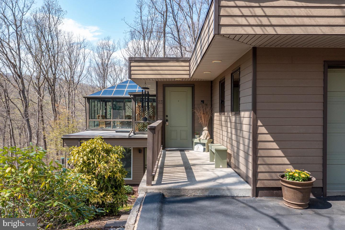 23 Drumheller Drive, Reading