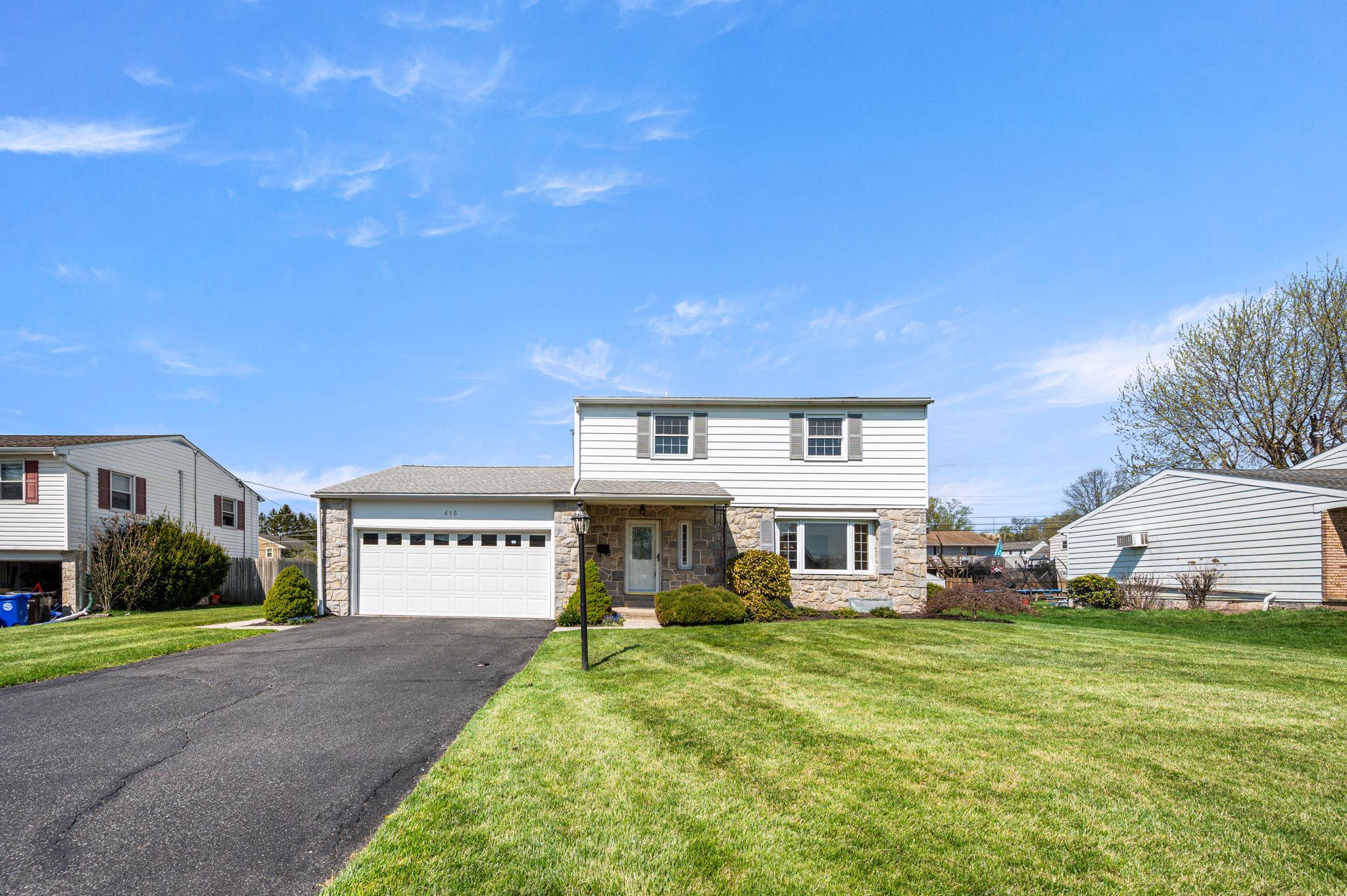 416 Laurelwood Drive, Douglassville