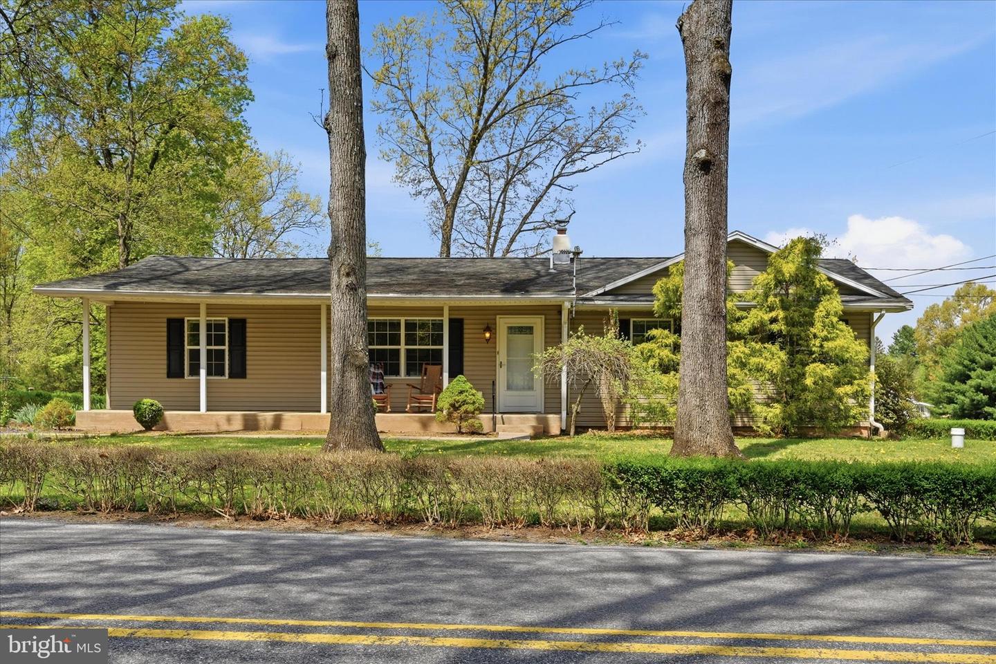 1988 Chestnut Hill Road, Mohnton
