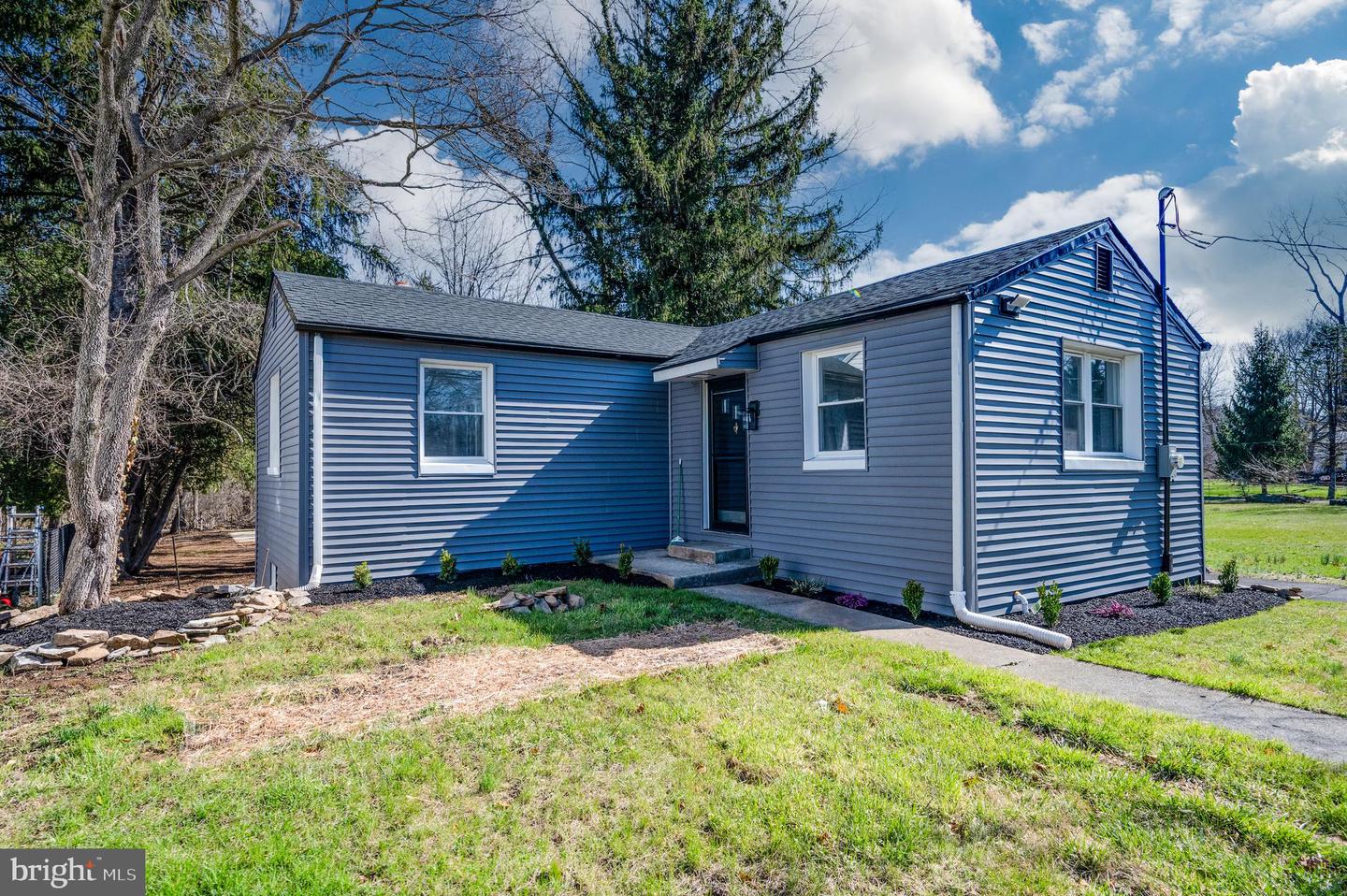 3247 State Hill Road, Reading