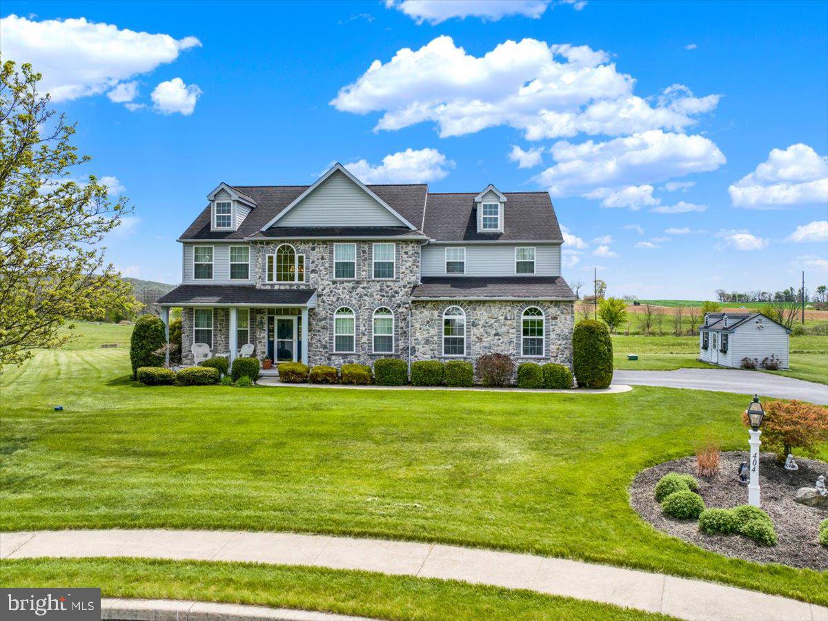 404 Southfield Drive, Oley