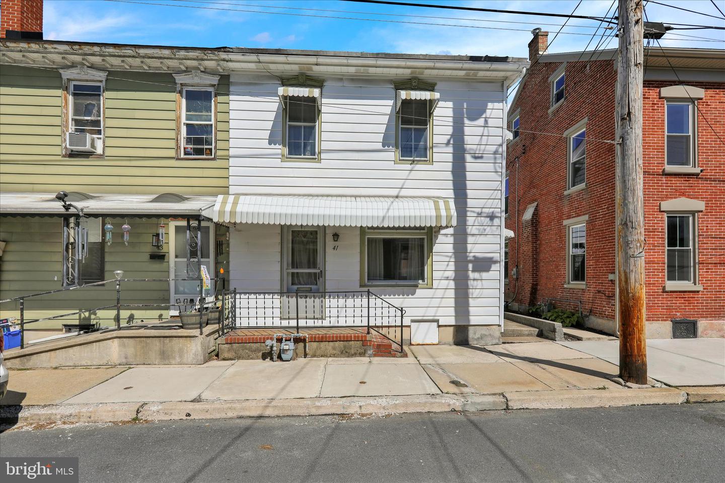 41 W Washington Street, Fleetwood