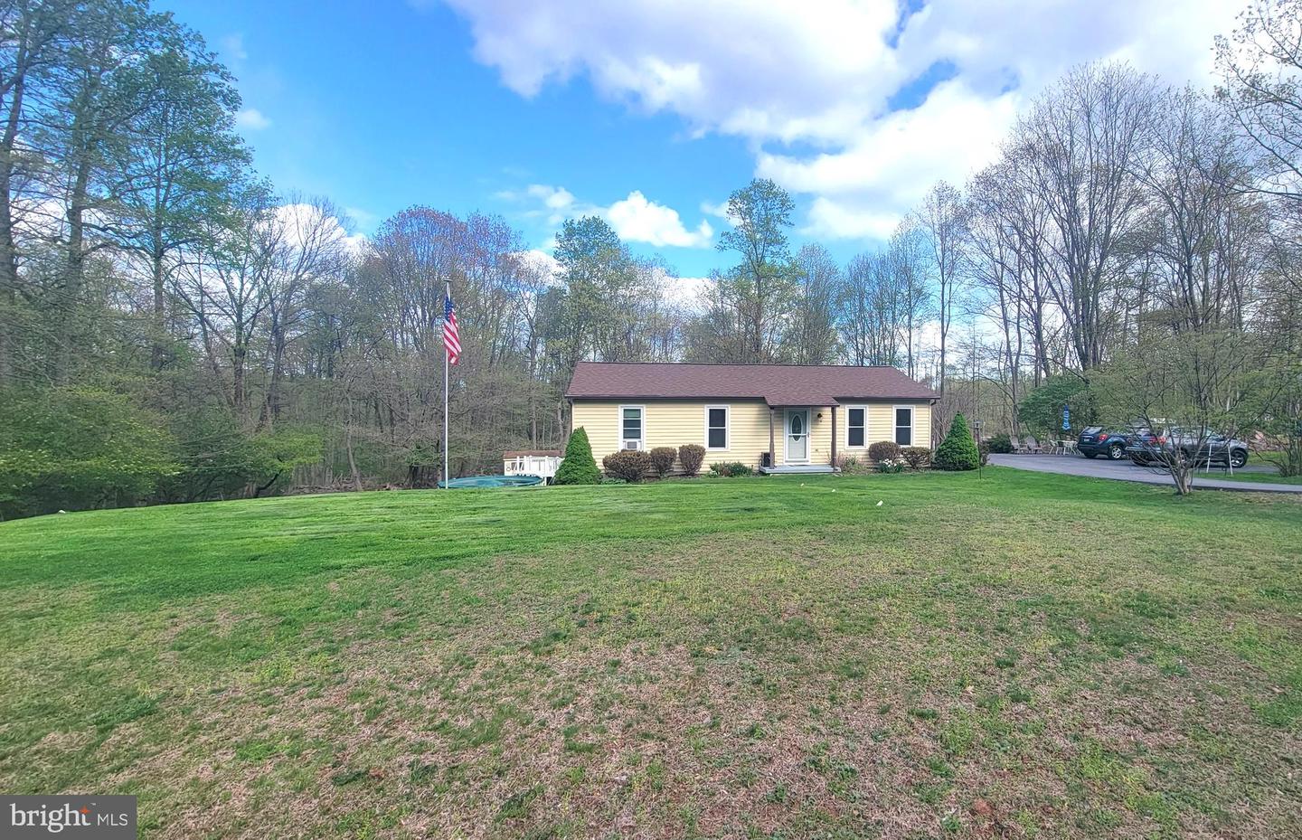 1313 Chestnut Hill Road, Morgantown